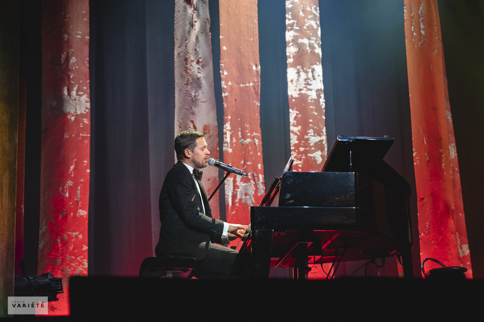 MISTRZOWIE MUSICALU_INTERNET-99