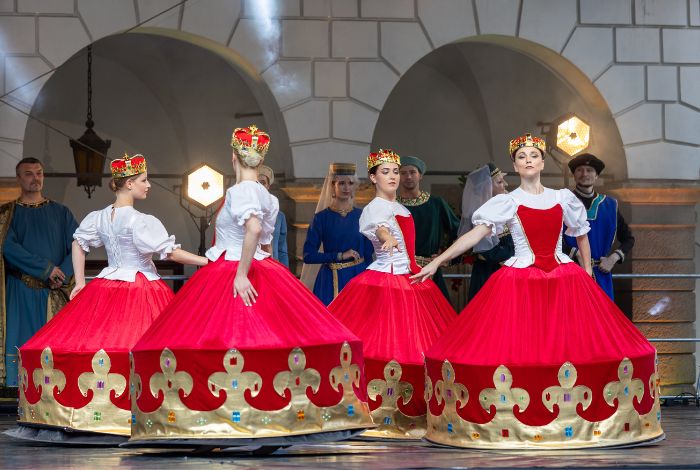 Polska w koronie (1)