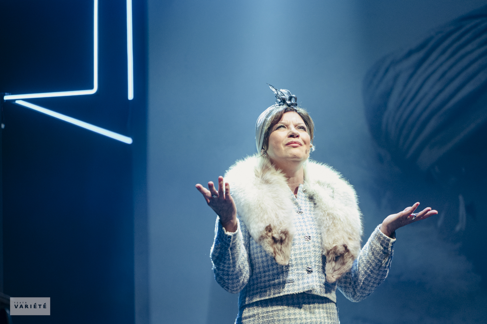 EKSCENTRYCY_SMALL_JPG-175