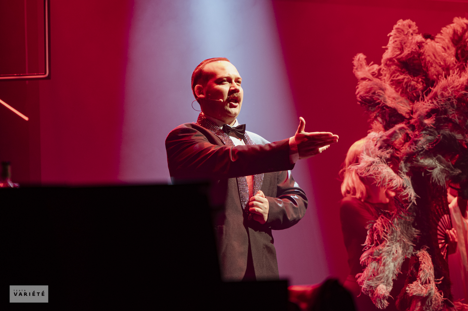 EKSCENTRYCY_SMALL_JPG-69