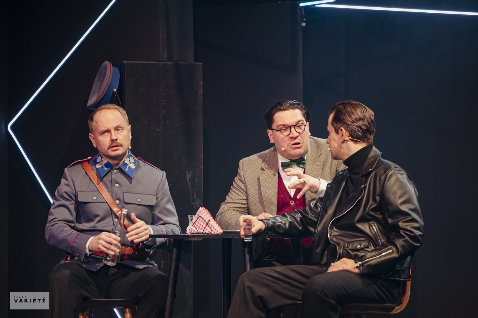 EKSCENTRYCY_SMALL_JPG-92